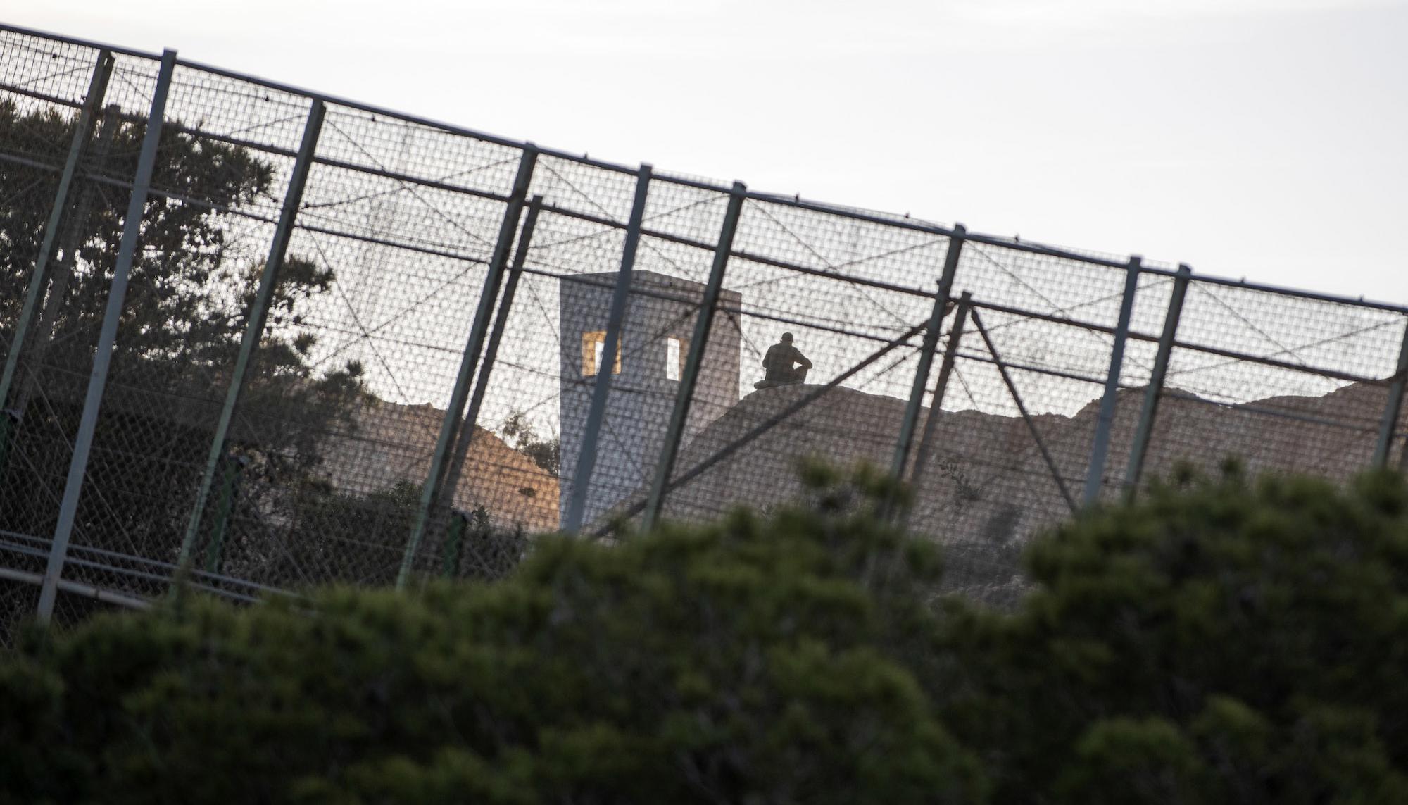 Valla de Melilla frontera